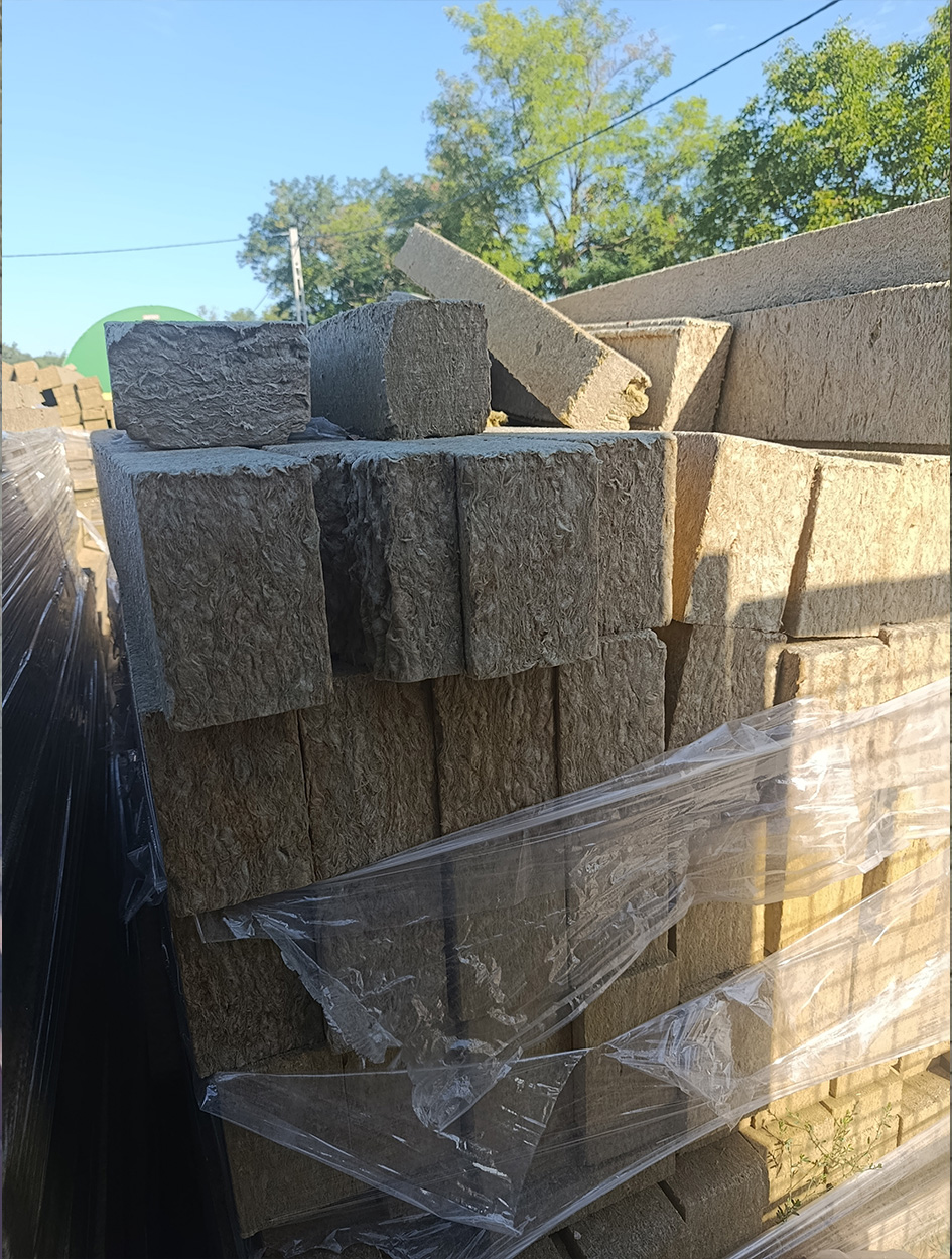 kőzetgyapot-szigetelés_bontott_raklapjpg